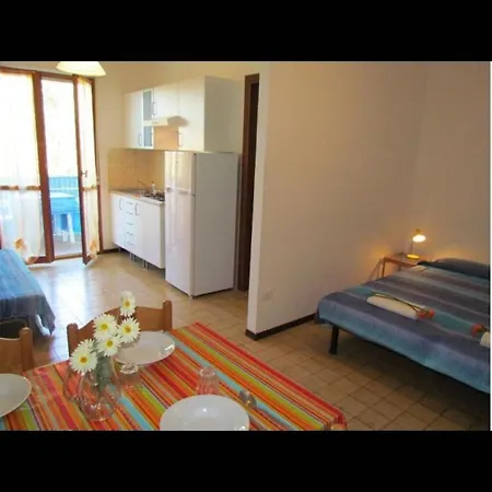 Nice And Cozy Studio In A With Pools By Beahost